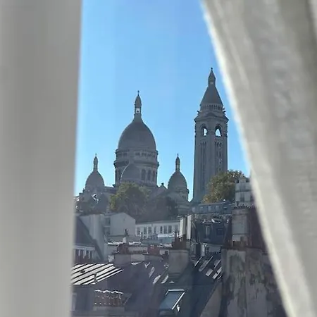 Montmartre Penthouse With Stunning Sacre-coeur View Apartment