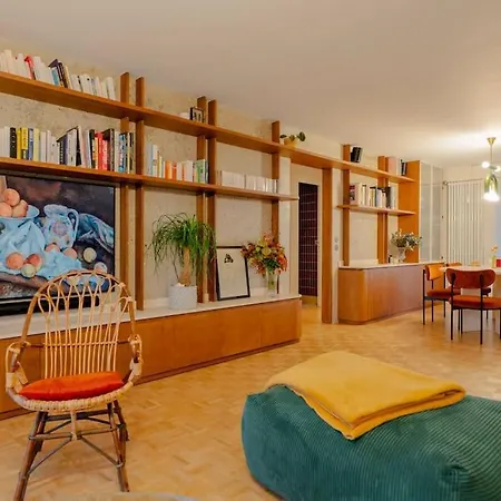 Montmartre Penthouse With Stunning Sacre-coeur View